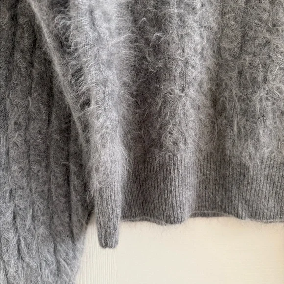 J.crew Brushed Cashmere cable-knit sweater in grey - Picture 8 of 9